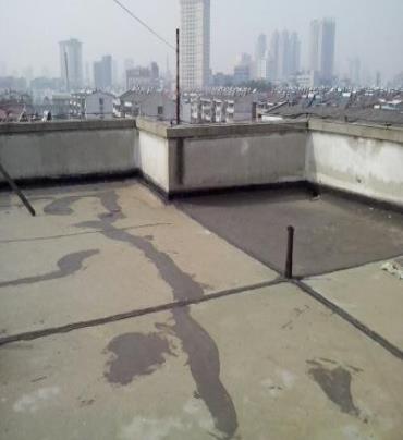 武陵漏水维修 楼顶漏水是什么原因，楼顶漏水维修方法是什么?